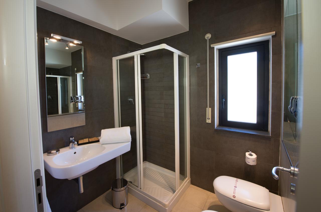 Residence Acqua Del Conte Messina Exterior photo